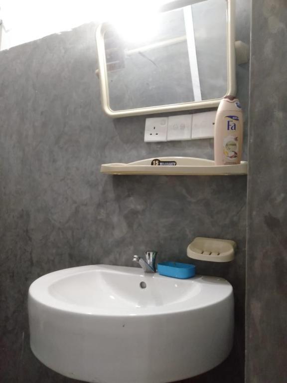 Таларамба: Little Mount Guest House
