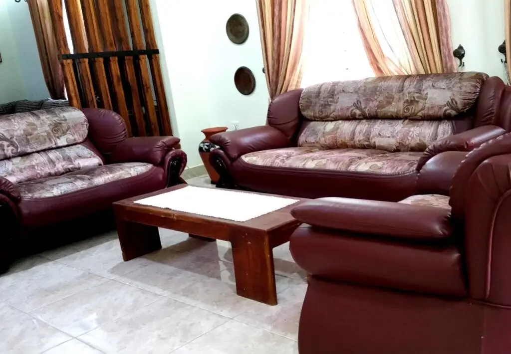 Хингуракгода: Muthuu Bungalow