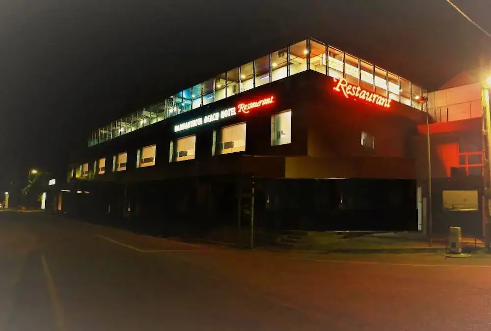 Hotel Hambanthota Rest house — фото 1