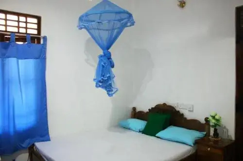 Тринкомали: Alass Ga Rooms