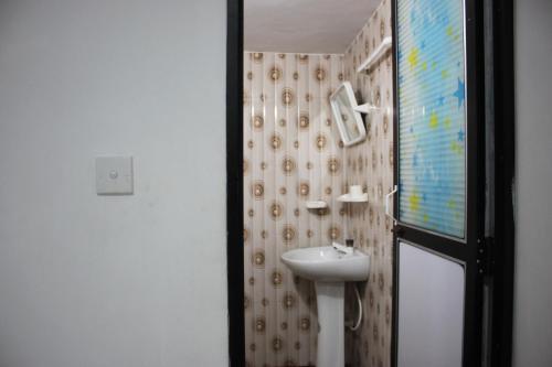 Тринкомали: Alass Ga Rooms