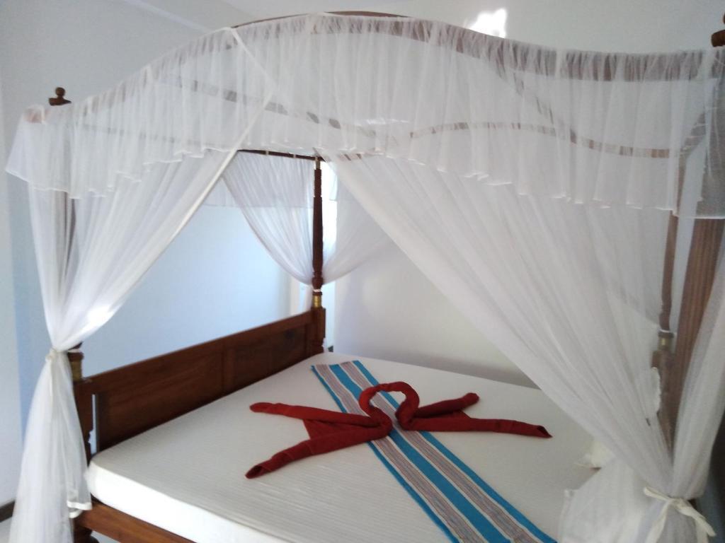 Мирисса: lionka guesthouse