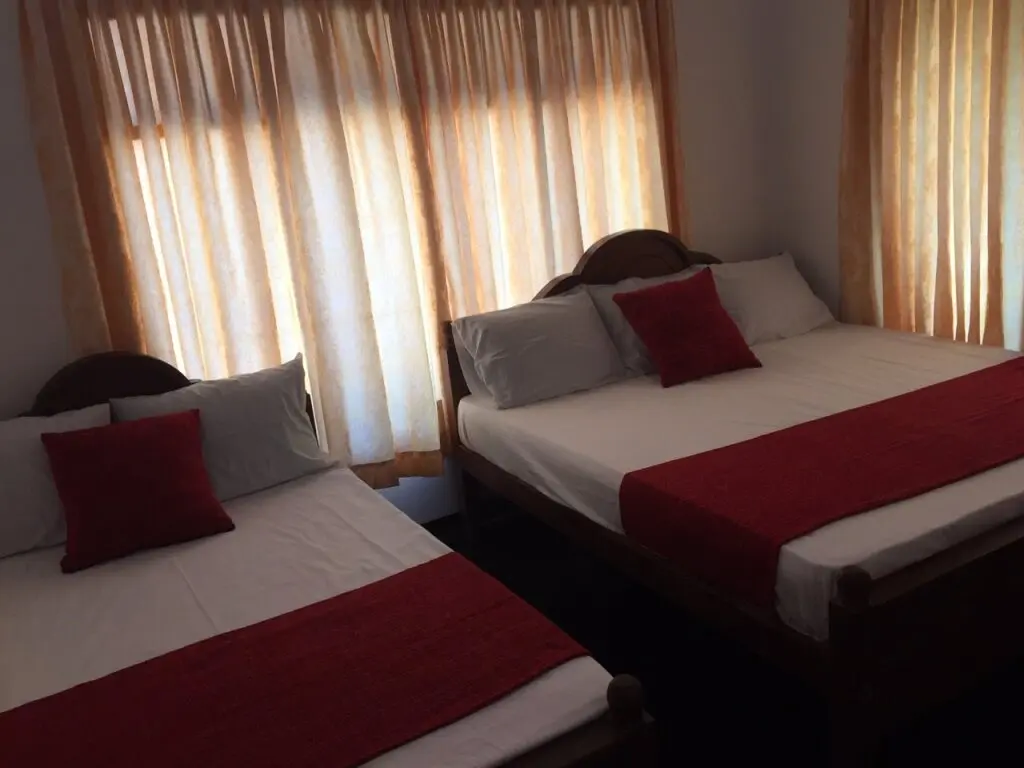 Джафна: Yaarl Holiday Inn