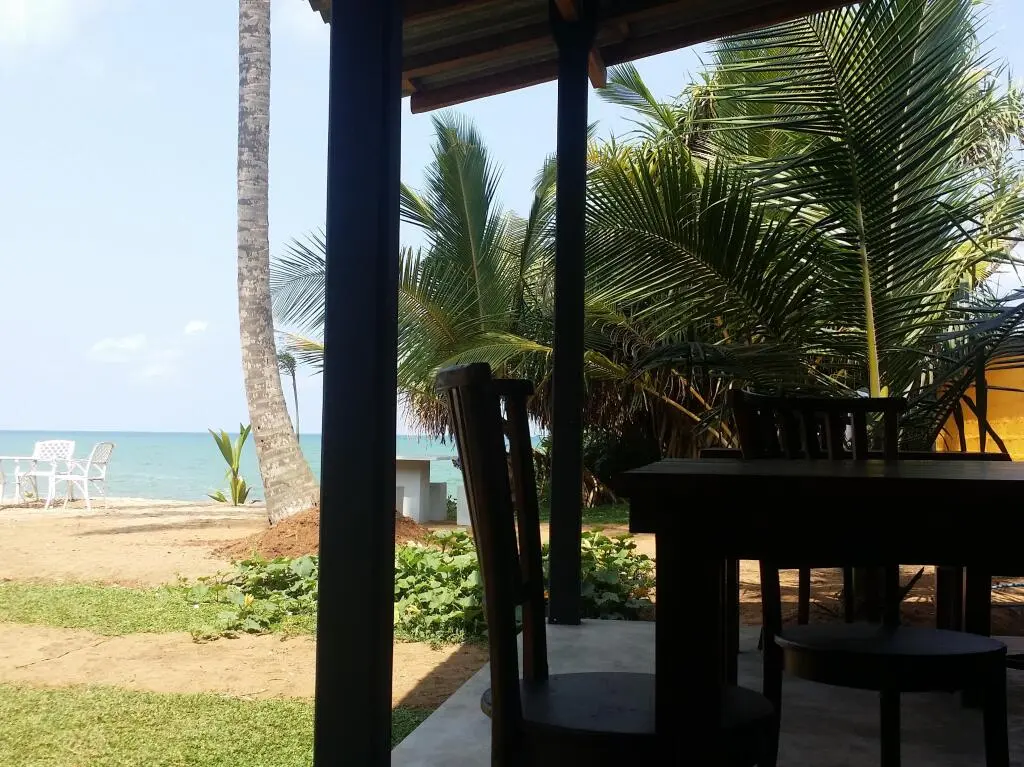 Ваттала: Airport Beach Villa