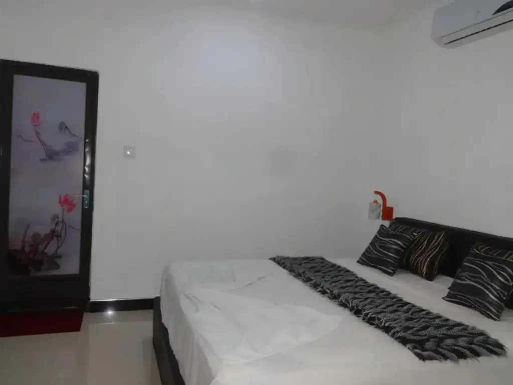 Тринкомали: Hotel Angel Inn Beach
