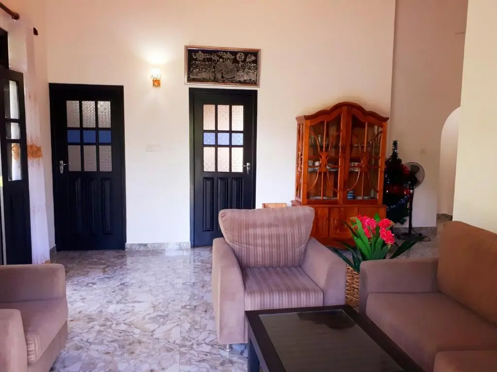 Хиккадува: Hansa House