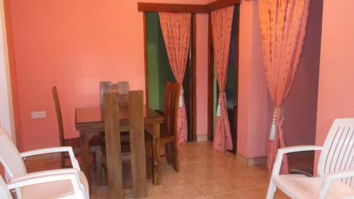 Канди: Sadhara Apartment