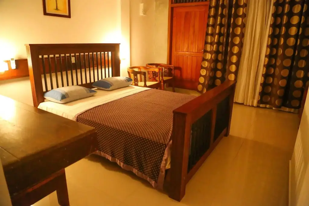 Хиккадува: Mamas Coral Beach Hotel & Restaurant