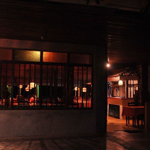 Хиккадува: Mamas Coral Beach Hotel & Restaurant