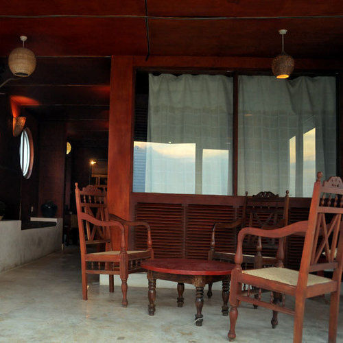 Хиккадува: Mamas Coral Beach Hotel & Restaurant