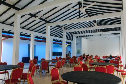 Калутара: Water Nest Hotel