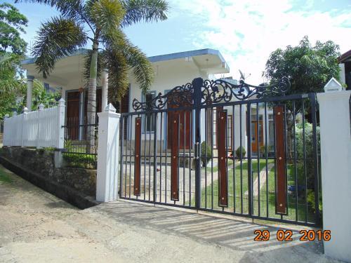 Велигама: Sun Hill Home