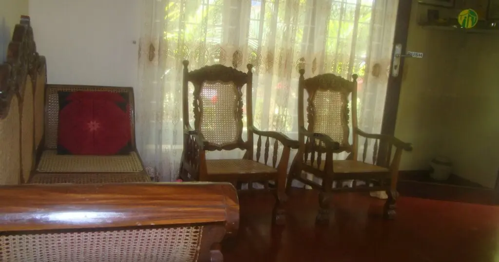 Анурадхапура: Indrani Inn