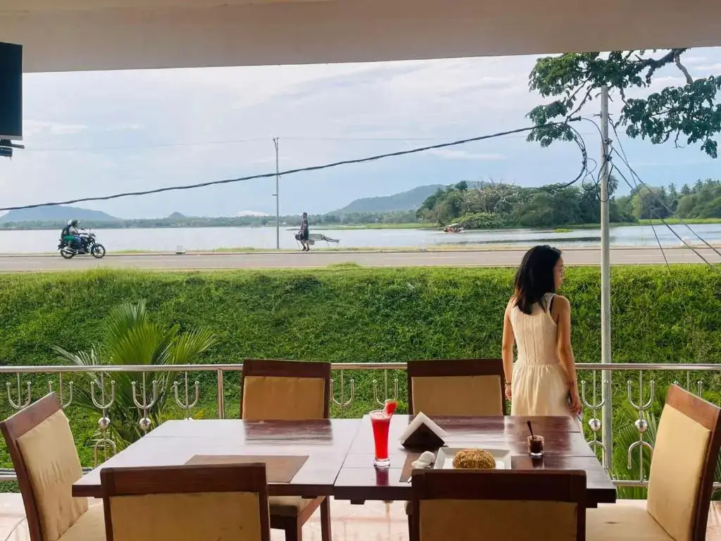 Тиссамахарама: Lake View Hotel