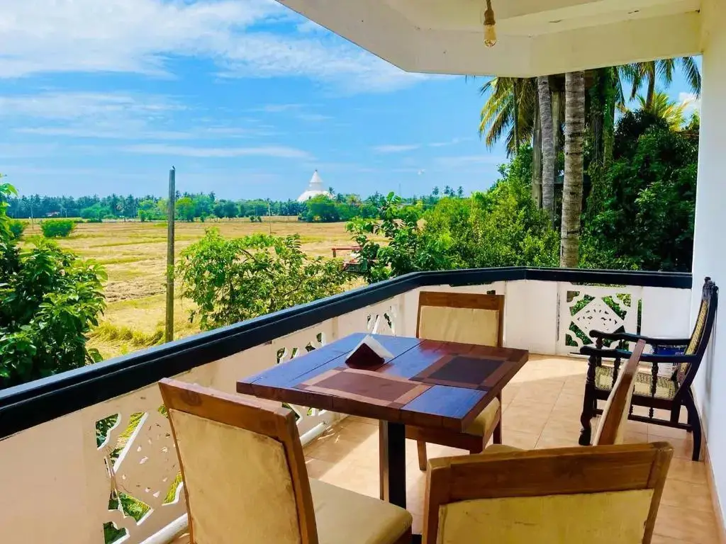 Тиссамахарама: Lake View Hotel