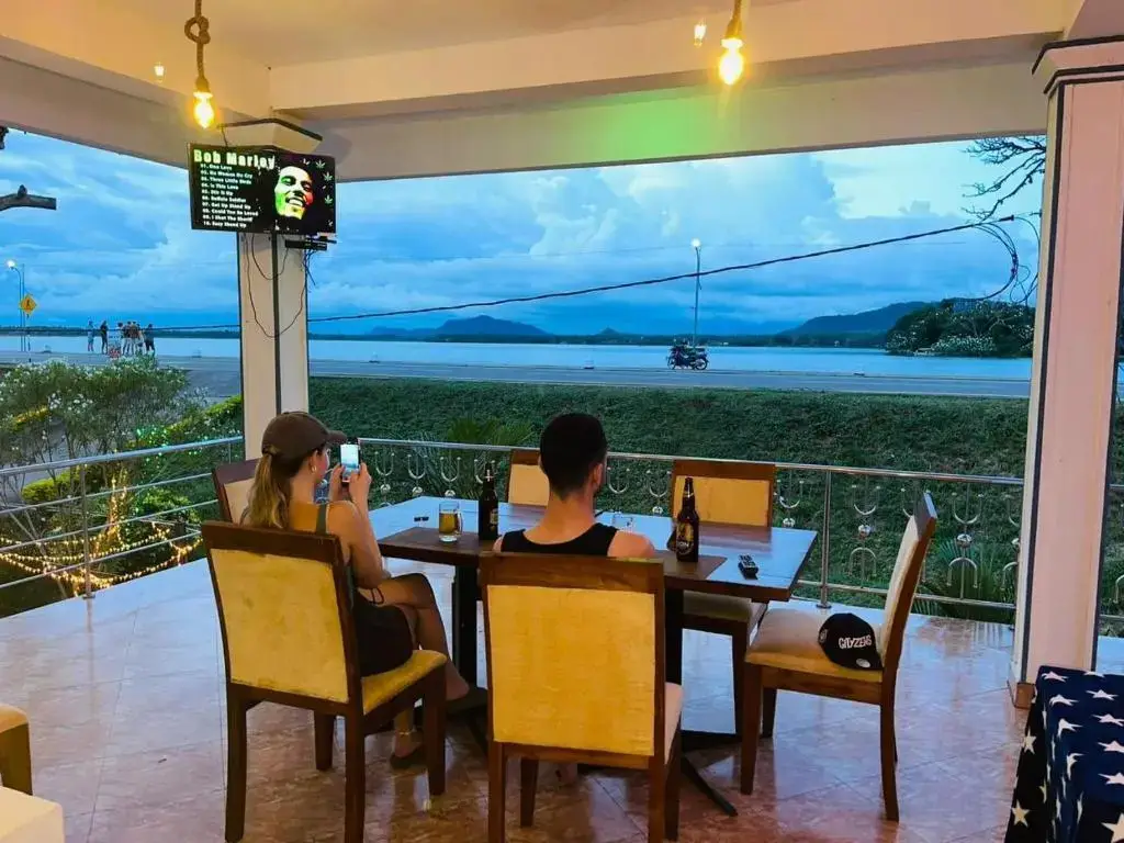 Тиссамахарама: Lake View Hotel