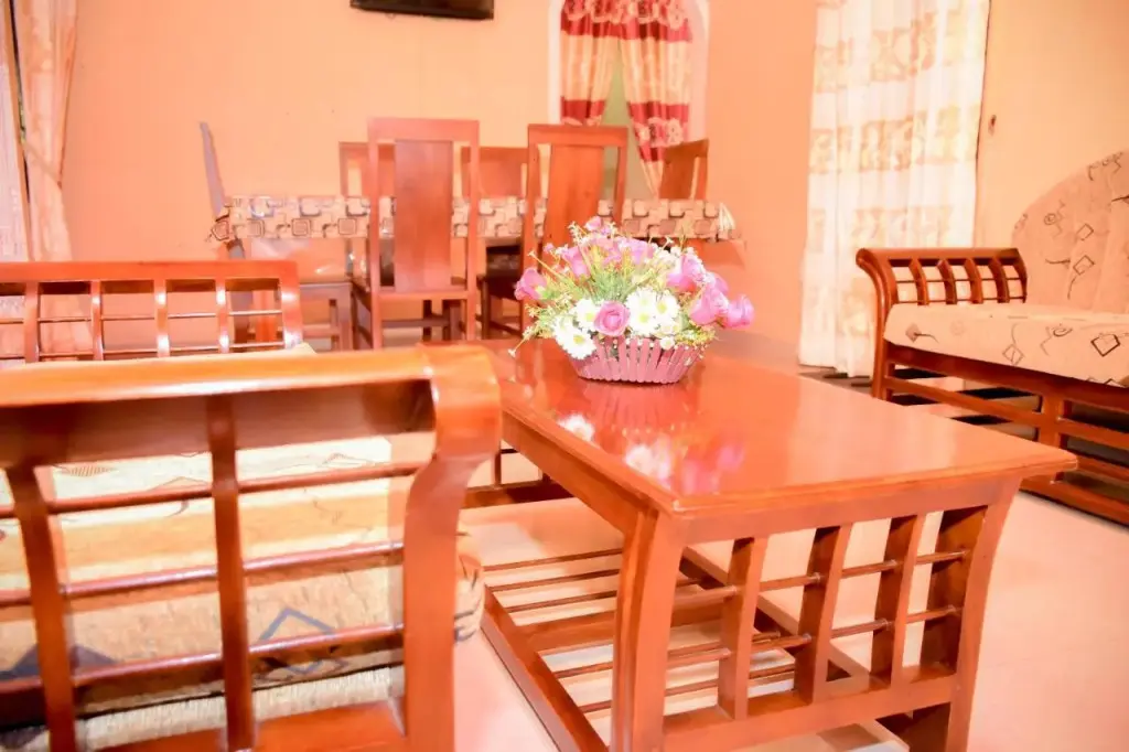 Галле: Nisansala Holiday Inn, Karapitiya