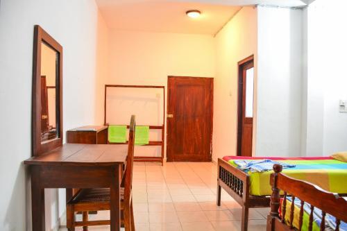 Хиккадува: Athula Beach Guesthouse