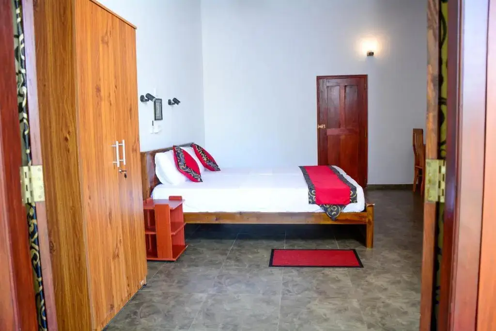 Хиккадува: Villa Shanaya