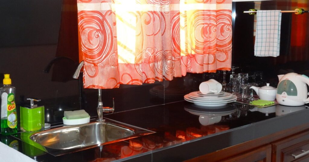 Хиккадува: Hotel Corona Hikkaduwa