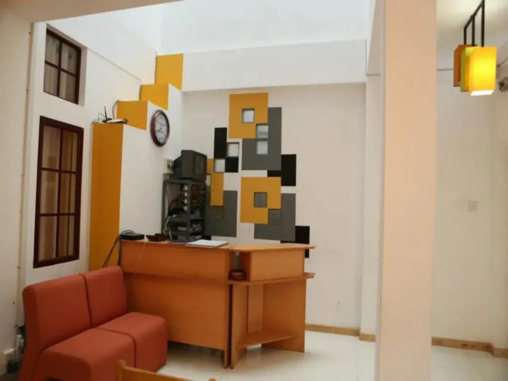 Галле: Hotel Apna
