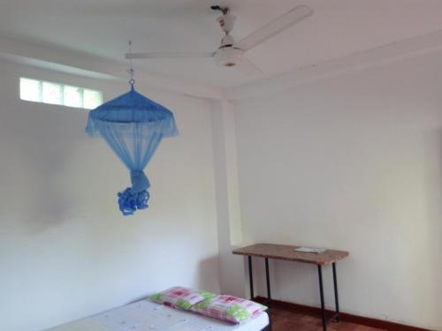 Катукурунда: Tharu Holiday Home