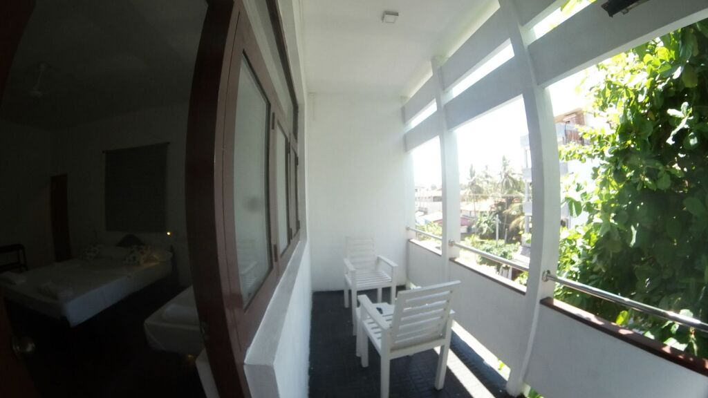 Хиккадува: Coral Seas Beach Hikkaduwa