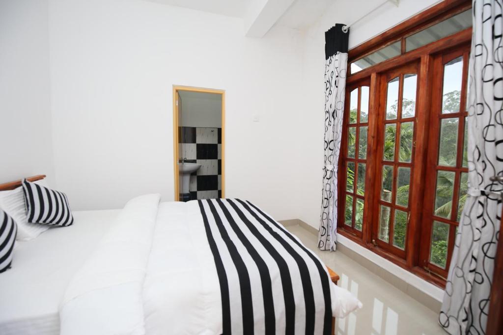 Элла: Isuru Homestay