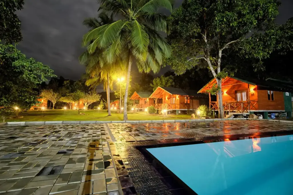 Удавалаве: mastodon valley safari resort