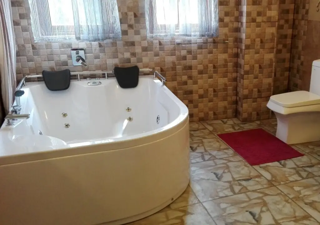 Шри-Джаяварденепура-Котте: Richmond House Colombo