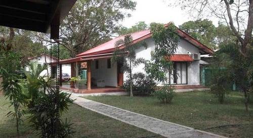 Катарагама: katharagama Safari Hotel