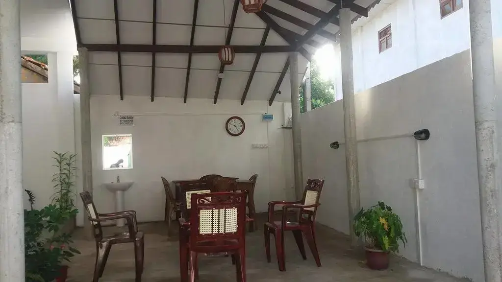 Матара: The Fort House