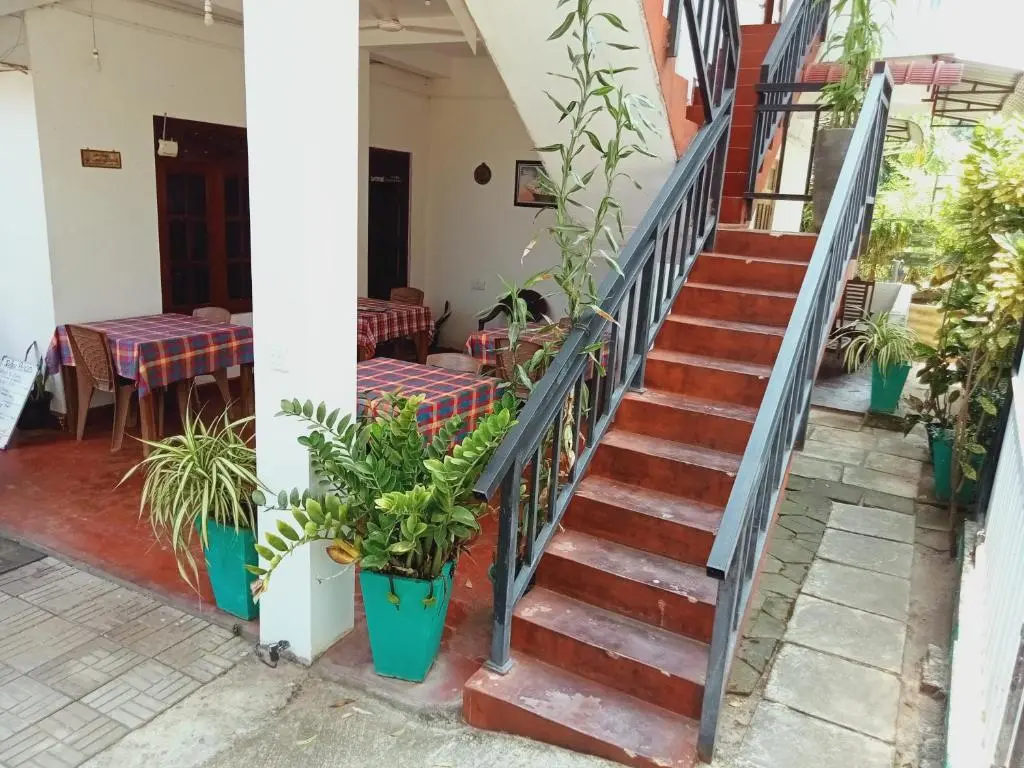 Унакурува: Deshan Homestay & Restaurant