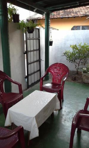 Негомбо: Neesha Hostel