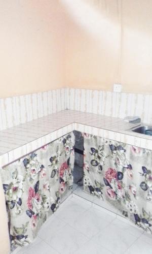 Негомбо: Neesha Hostel