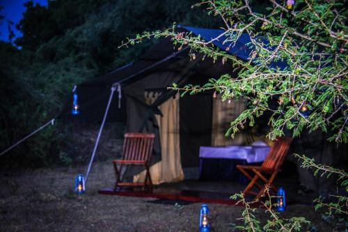 Киринда: Tuskers Camping