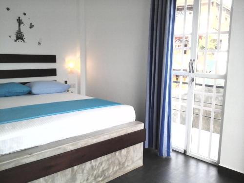 Негомбо: Petit Guest House