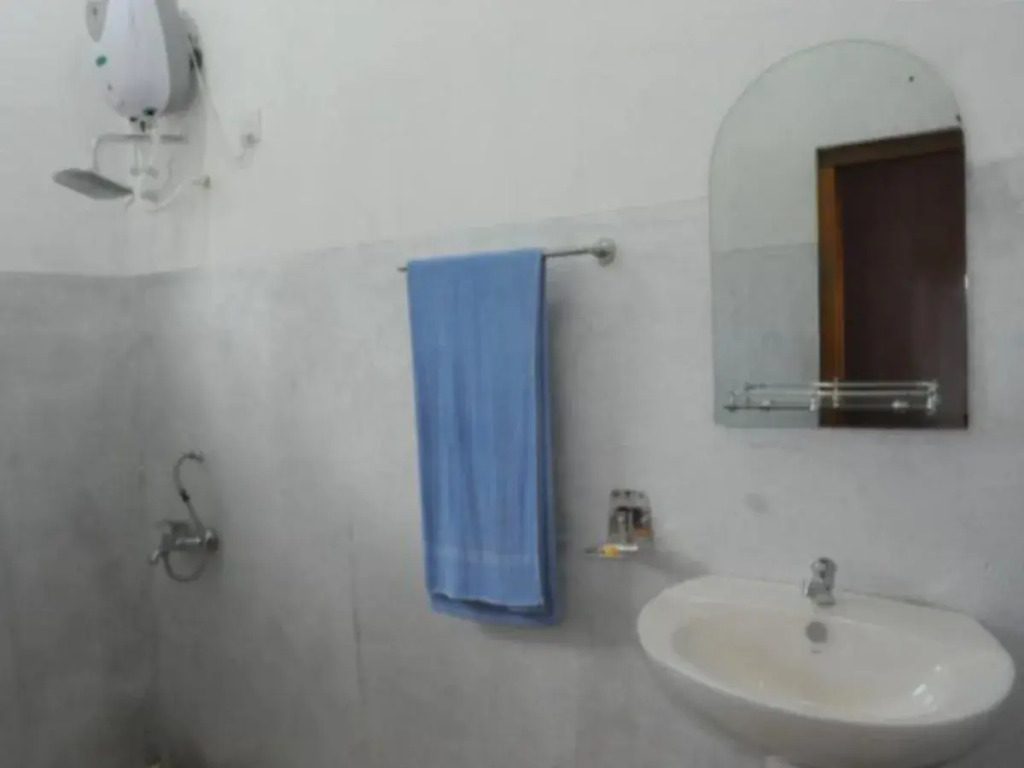 Амбевелла: Ishiran Holiday Homes