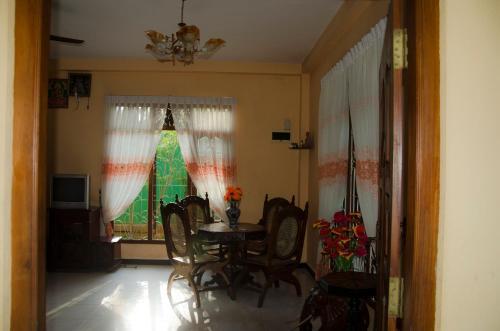 Ахунгалла: Nikini Homestay