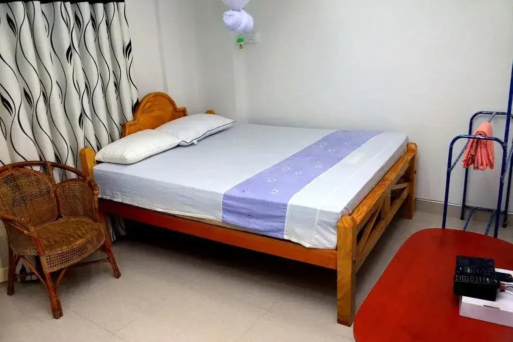 Кантале: Gandhi Guest House & White Palace