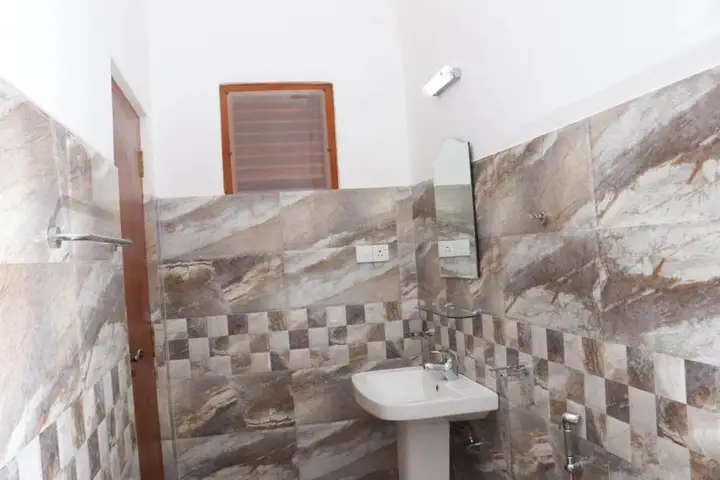 Хиккадува: Villa Sureka