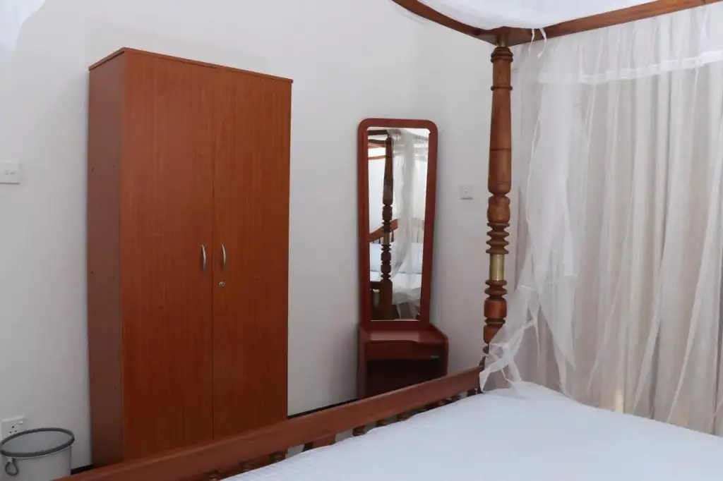 Хиккадува: Villa Sureka