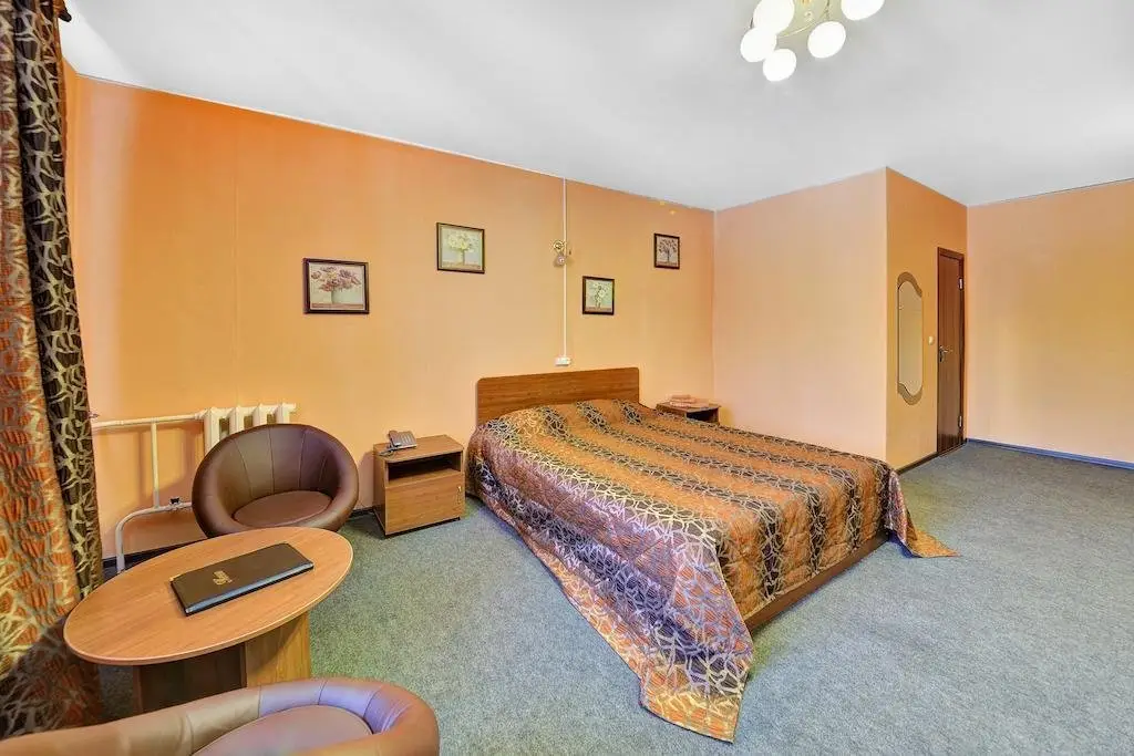 Архангельск: Hotel on Obvodnom