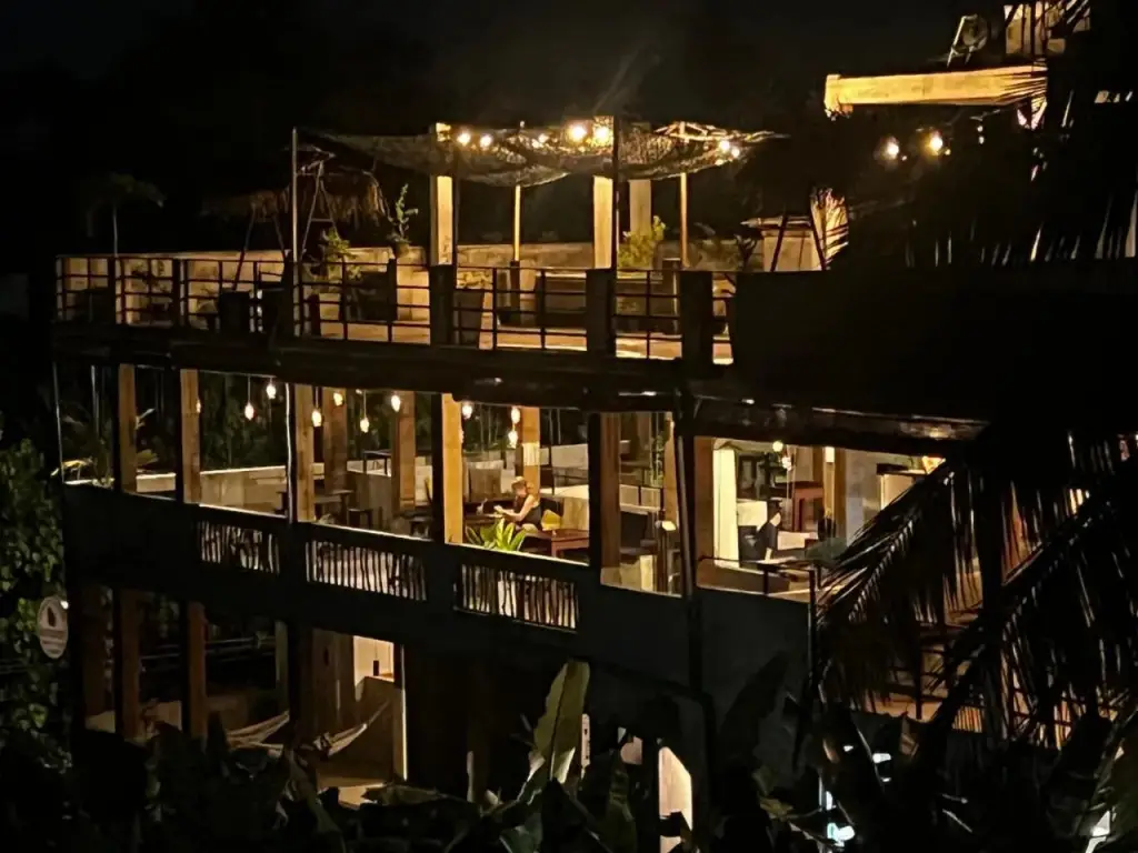 Катукурунда: Coconut Surf Inn