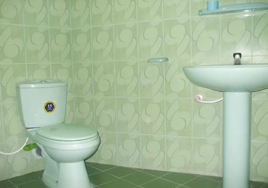 Хингуракгода: Royal Guest House
