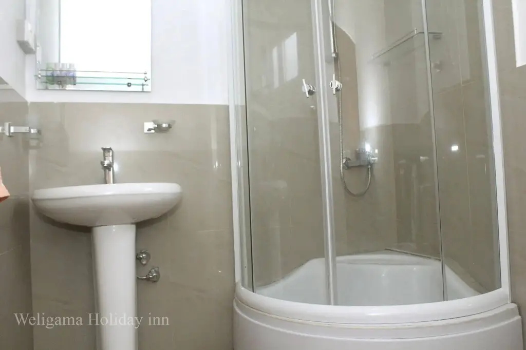 Weligama Holiday Inn — фото 1