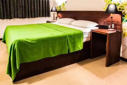 Гора Lavinia: Evergreen Colombo