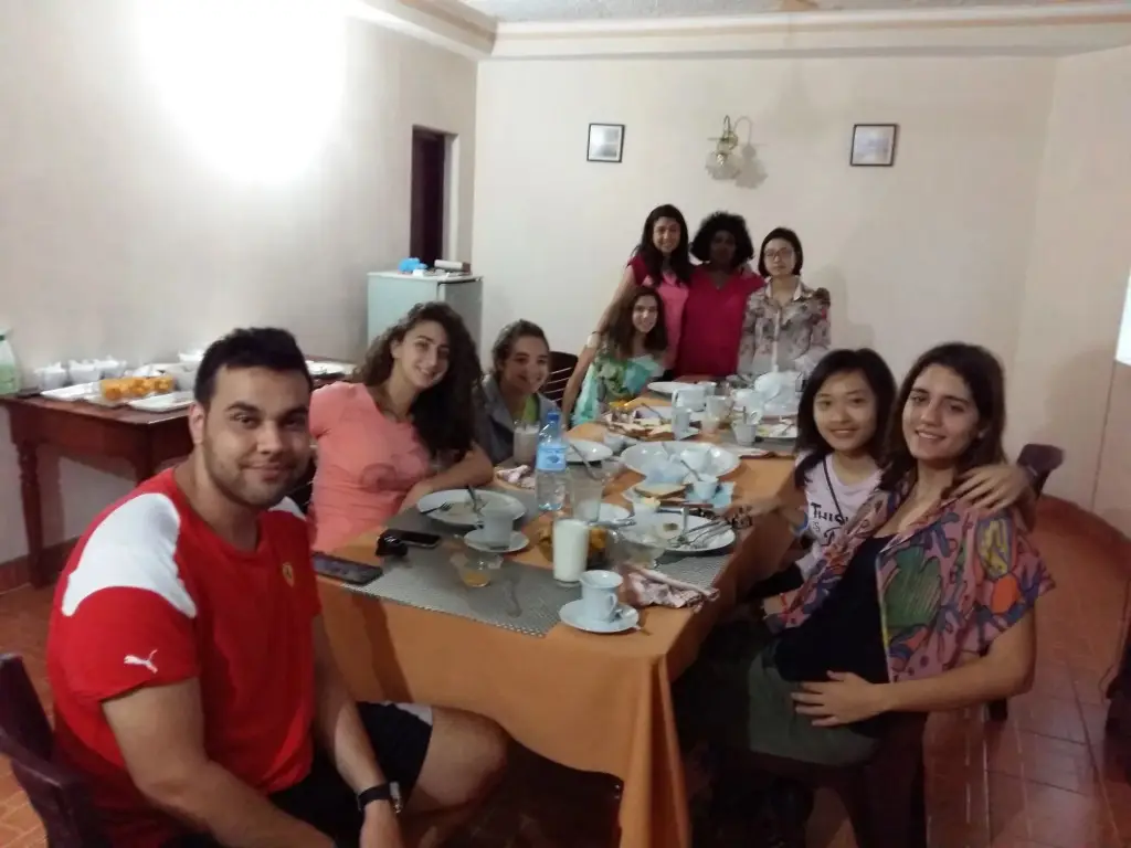 Канди: Ginza Rest Kandy