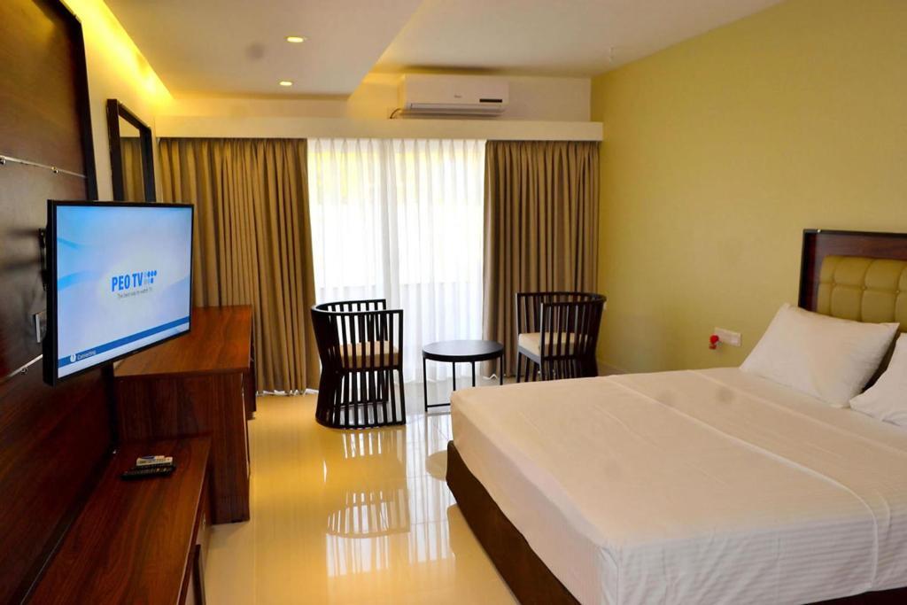 Катунаяке: Good Wood Airport Hotel