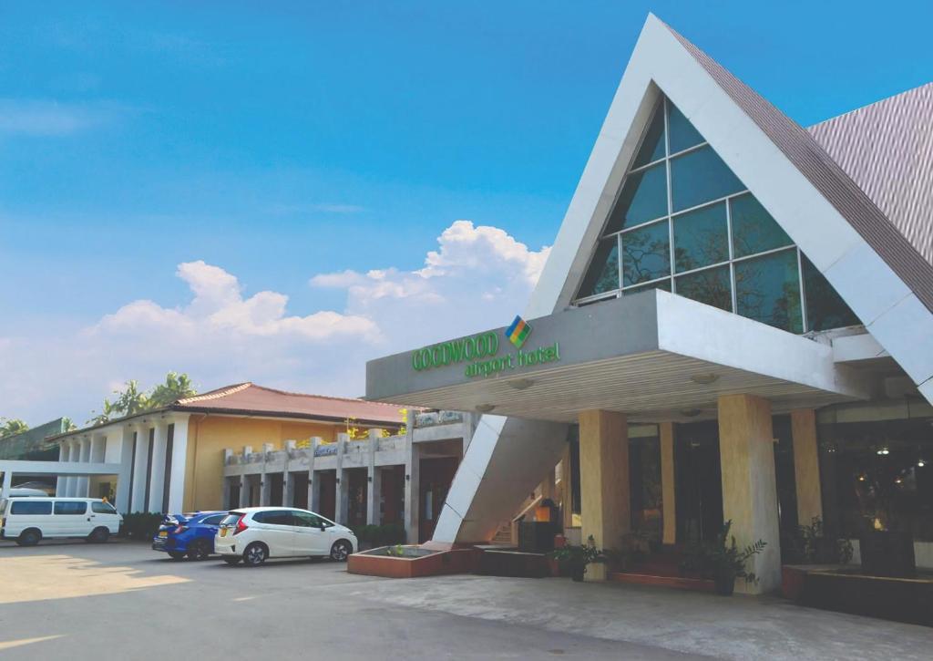 Good Wood Airport Hotel — фото 1